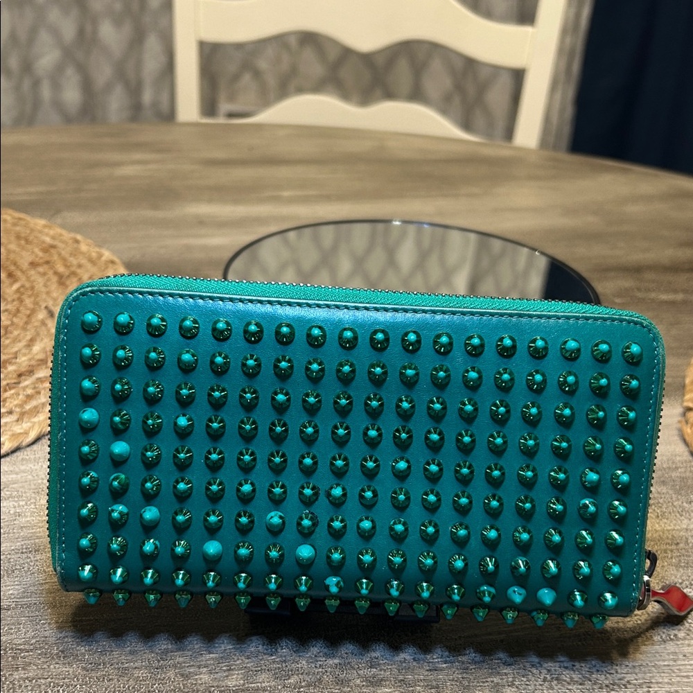 129. Christian Louboutin Green Zippy long wallet w/CoA - Picture 3 of 14